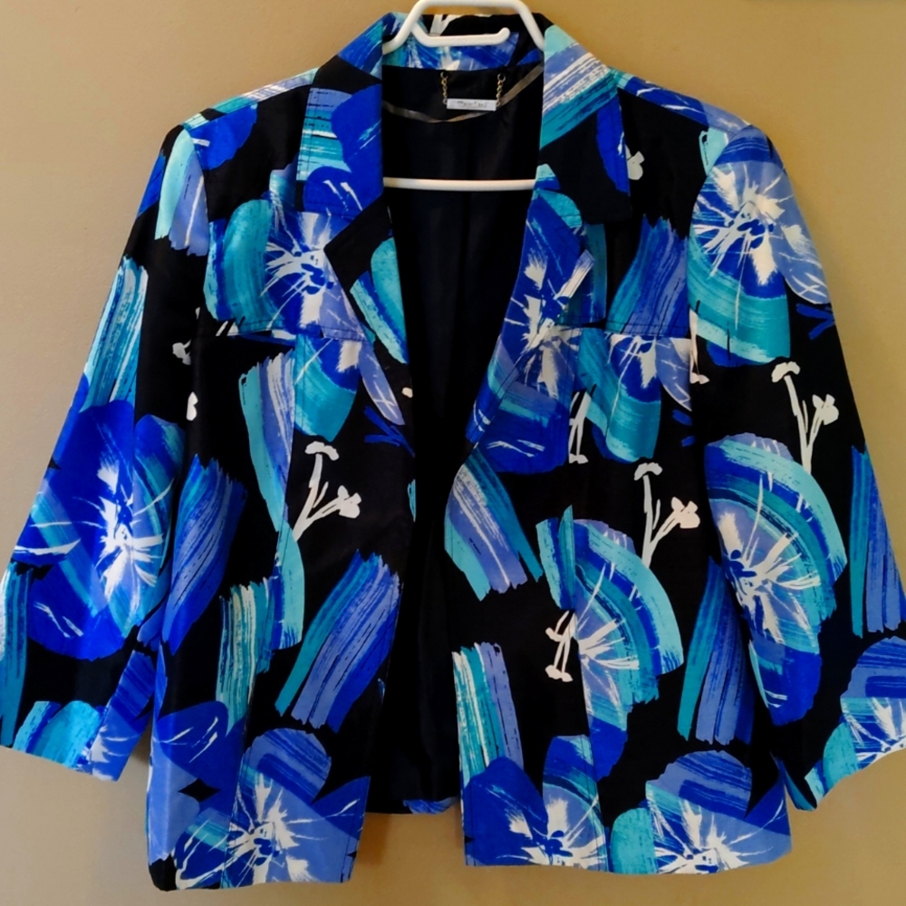 Floral/abstract blazer
